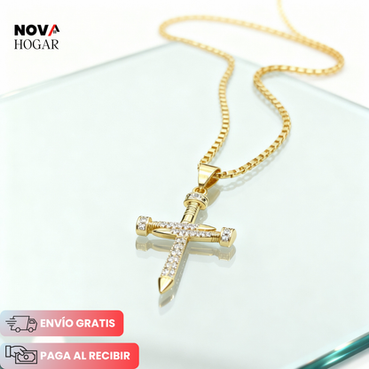 CrossShine™ Cadena Veneciana con Cruz de Clavo