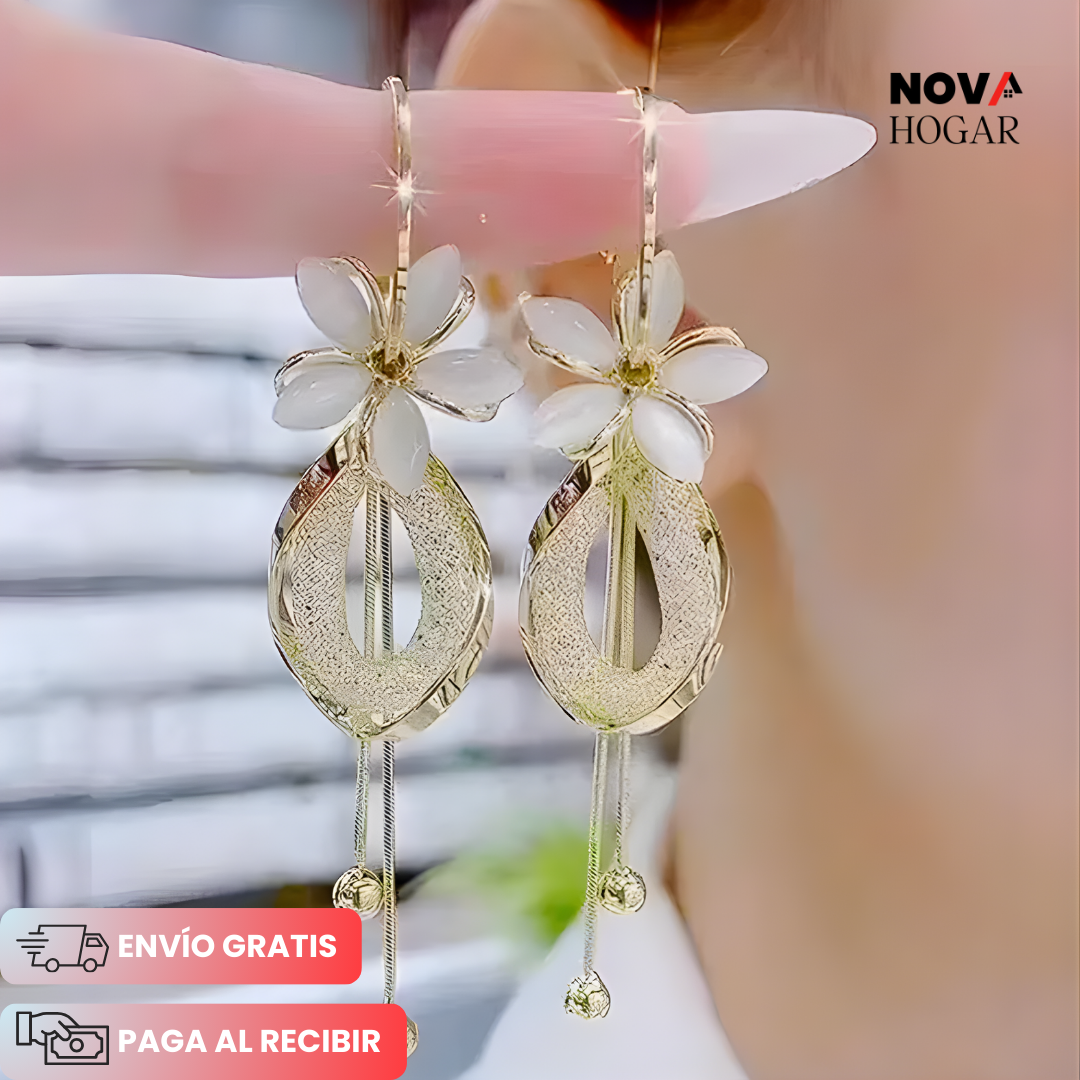 Gliss™ Pendientes de Diseño Floral Sofisticado