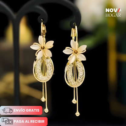 Gliss™ Pendientes de Diseño Floral Sofisticado